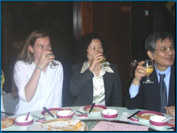 602x451 pixels (98K)